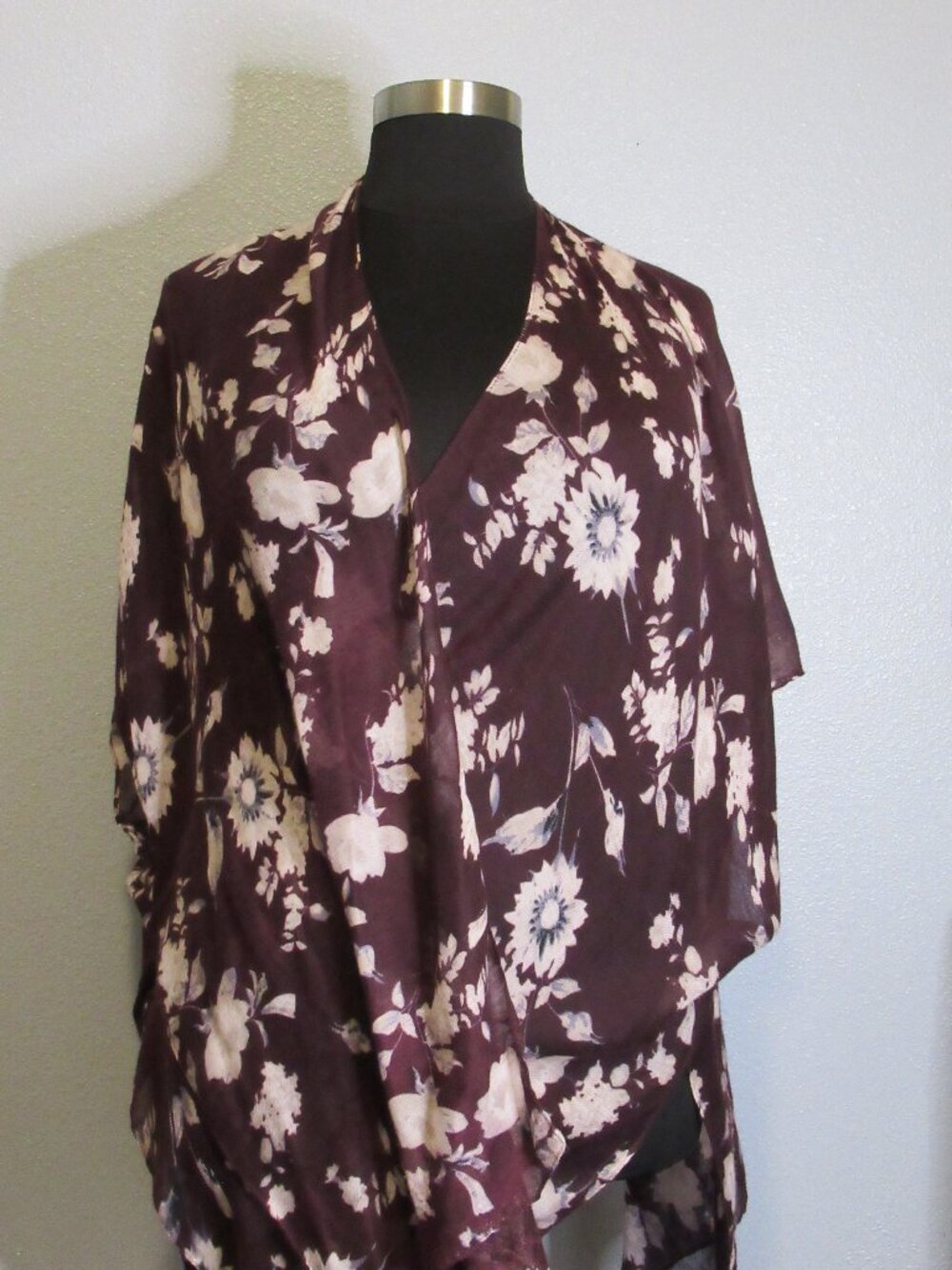 Women’s Burgundy Floral Print Open-Front Kimono Top